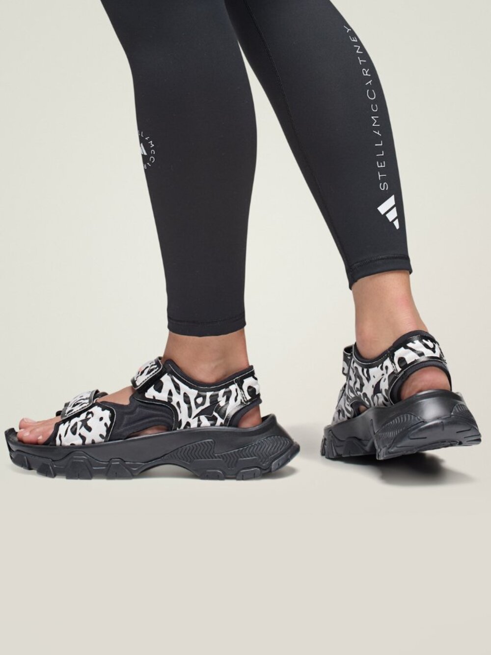 NWT Adidas x Stella McCartney Hika Sandal Size 8